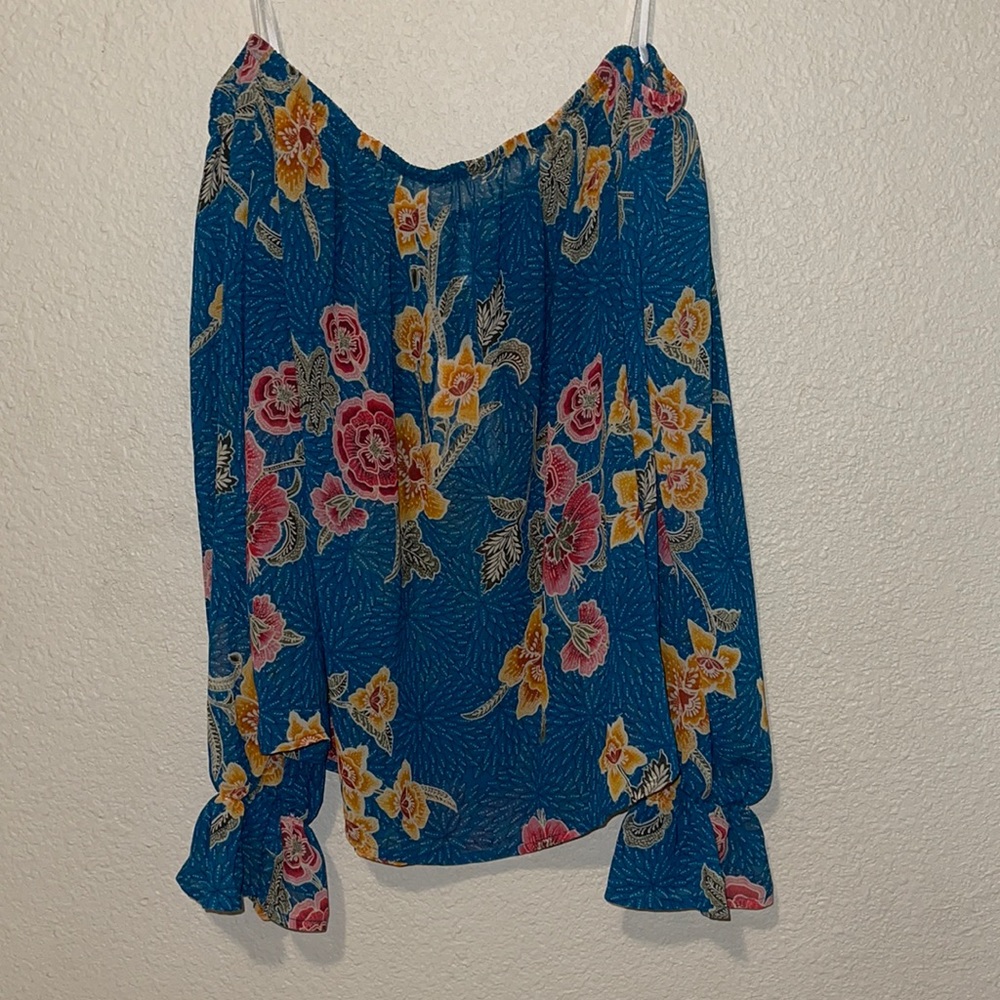 Forever 21 off the shoulder top